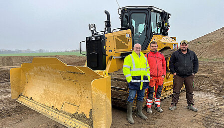 Cat Dozer D5 punktet mit Effizienz und Produktivit&auml;t 
