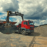 DMS Technologie: &raquo;Die Greifer lassen sich fantastisch steuern&laquo;