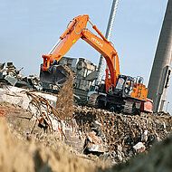 Hitachi &ndash; Kiesel: Neue Baureihe will &raquo;Meister der Effizienz&laquo; werden