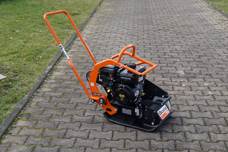 Boels Rental: NEU IM BOELS MASCHINENPARK - AMMANN-RÜTTELPLATTEN AUSGESTATTET MIT VANGUARD-MOTOREN