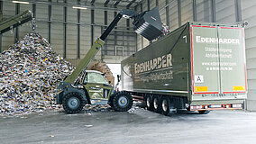 Liebherr-Werk Telfs: Auf Teleskoplader im Recycling-Betrieb bauen