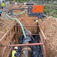 Atlas Copco: Entw&auml;sserungspumpe rettet Leitungstausch