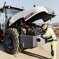Dynapac Erdwalzen: Entwickelt f&uuml;r h&auml;rteste Einsatzbedingungen &ndash; bew&auml;hrt im t&auml;glichen Praxiseinsatz