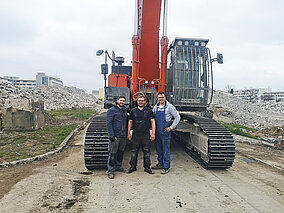 Laufwerkspezialist bietet auch Baumaschinenreparaturen an 