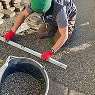 Seiz Technical Gloves: Gut ger&uuml;stet auch im  GaLaBau mit dem &raquo;Red Mamba&laquo;