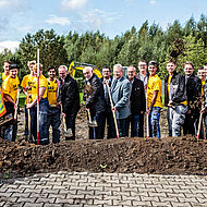 Erster Spatenstich f&uuml;r neues Informationszentrum der BBS-Branche
