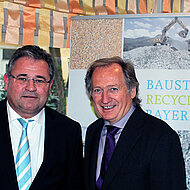 Kooperation mit Bundesverband &shy;Sekund&auml;rrohstoffe und Entsorgung