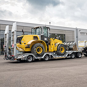 Humbaur: Radmulden für den Einsatz im Hoch- und Tiefbau