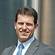 Neuer Geschäftsführer und CFO der Zeppelin Systems GmbH