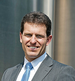 Neuer Geschäftsführer und CFO der Zeppelin Systems GmbH