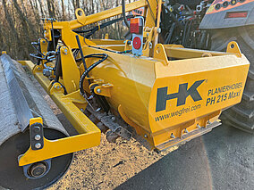 Planierhobel »Maxi« erfolgreich im Einsatz