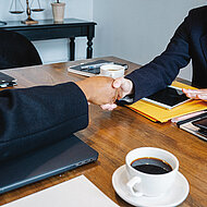 BKL Fischer K&uuml;hne + Partner: Vorsicht vor  &raquo;Erbschleichern&laquo;!