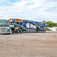 Mit schwerem Brecher auf Reisen