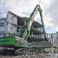 SENNEBOGEN: Starnberger setzen auf Longfront-Abbruch maschine