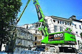 Sennebogen: Jetzt noch mehr Reichweite im Abbruch