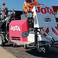 Weisig Maschinenbau: Anspritzmaschine kombiniert Schichtenverbund und Arbeitsnahtversiegelung