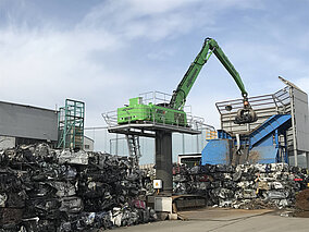 SENNEBOGEN: Umschlagbagger statt Erdbaubagger im Metallrecycling: mehr Leistung, Effizienz und Sicherheit für Metallrecycler in Japan