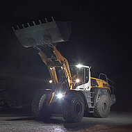 Liebherr: Beleuchtungs-Optionen f&uuml;r XPower-Radlader