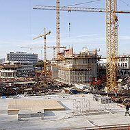 Zwei Gro&szlig;projekte in Wien mit Prestige-Faktor:  der &raquo;Campus WU&laquo; und der neue Hauptbahnhof