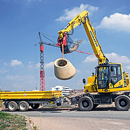 Komatsu: &raquo;Hublastriese&laquo; mit kompakten Ma&szlig;en