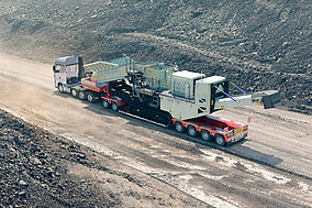 Neuer Tiefbett-Sattelauflieger für hohe Nutzlasten 