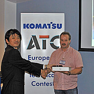 Kuhn-Mitarbeiter siegen beim Komatsu-Wettkampf