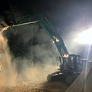 KEMROC: Querschneidkopffr&auml;sen schaffen Platz f&uuml;r neue Br&uuml;cke