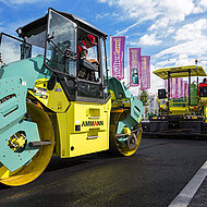 Stra&szlig;ensanierung mit Ammann-Maschinen: Der perfekte Baustellen-Takt in Hennef 