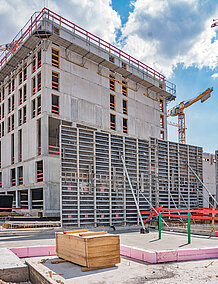 Hünnebeck: Leistungsstarke Schalung für den »Europaplatz«