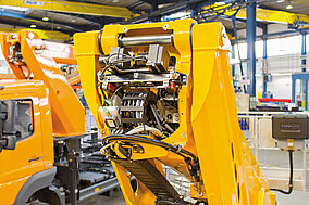 Hoch hinaus mit fertig konfektionierten Energiekettensystemen