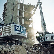 Caterpillar bei Zeppelin: Vom Feinen zum Groben und umgekehrt