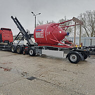 HKM Anh&auml;ngerbau Altenburg: Die pneumatische Klemmung entscheidet