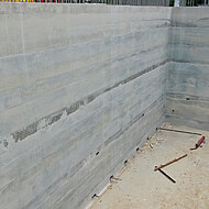 Mit der Vollkunststoffplatte zu spektakul&auml;ren Oberfl&auml;chen