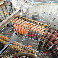 Elvermann: Abwasserkanal-Schnecke mit Paschal-Trapeztr&auml;ger-Rundschalung