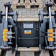 Roderechen punktet mit hydraulischen Niederhaltern