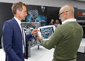 Strukturierter NUFAM-Messebesuch durch Themenbereiche und Rundgänge