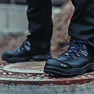 Elten: Fu&szlig;schutz auf dem Bau