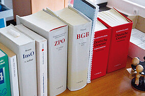 Der Schuldner stirbt, die Forderung nicht!