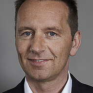 Wachstum im Jahr 2013 fortgesetzt &ndash; Umsatz n&auml;hert sich einer Milliarde Euro 