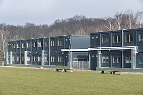 Adapteo übergibt Interimsschulgebäude an die Ludwig-Reinhard-Grundschule in Boizenburg