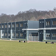 Adapteo &uuml;bergibt Interimsschulgeb&auml;ude an die Ludwig-Reinhard-Grundschule in Boizenburg