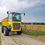 Wacker Neuson: &raquo;Dual View&laquo;-Dumper bew&auml;hrt sich bei Deicharbeiten