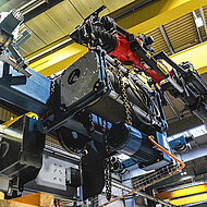 Hallenkranmontage bei beengten Platzverh&auml;ltnissen