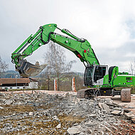 Neue Ausr&uuml;stungsvarianten f&uuml;r Abbruchbagger &raquo;830 E Demolition&laquo;