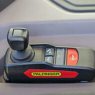 Palfinger: Bedienungskomfort gesteigert - Abrollkipper einfach steuern