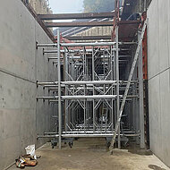 Zweikammer-Kanalbauwerk ohne Schalwagen errichtet