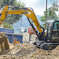 SANY: Kurzheckbagger will mit Kraft, Sparsamkeit und Komfort &uuml;berzeugen