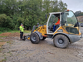 Erste Schritte mit der Baumaschine 
