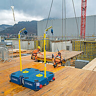 Absturzsicherung für Deckenschalung mit »Alpha Anchor«