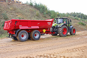 Neuheitentrio erweitert Modellreihe der Schwerlast-Erdbaukipper